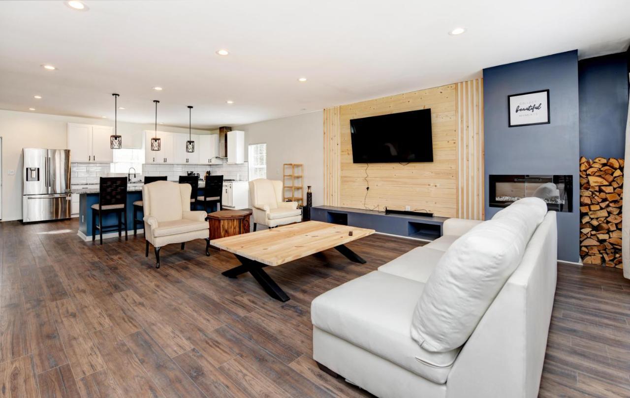 The Cg Suites Columbus Bagian luar foto