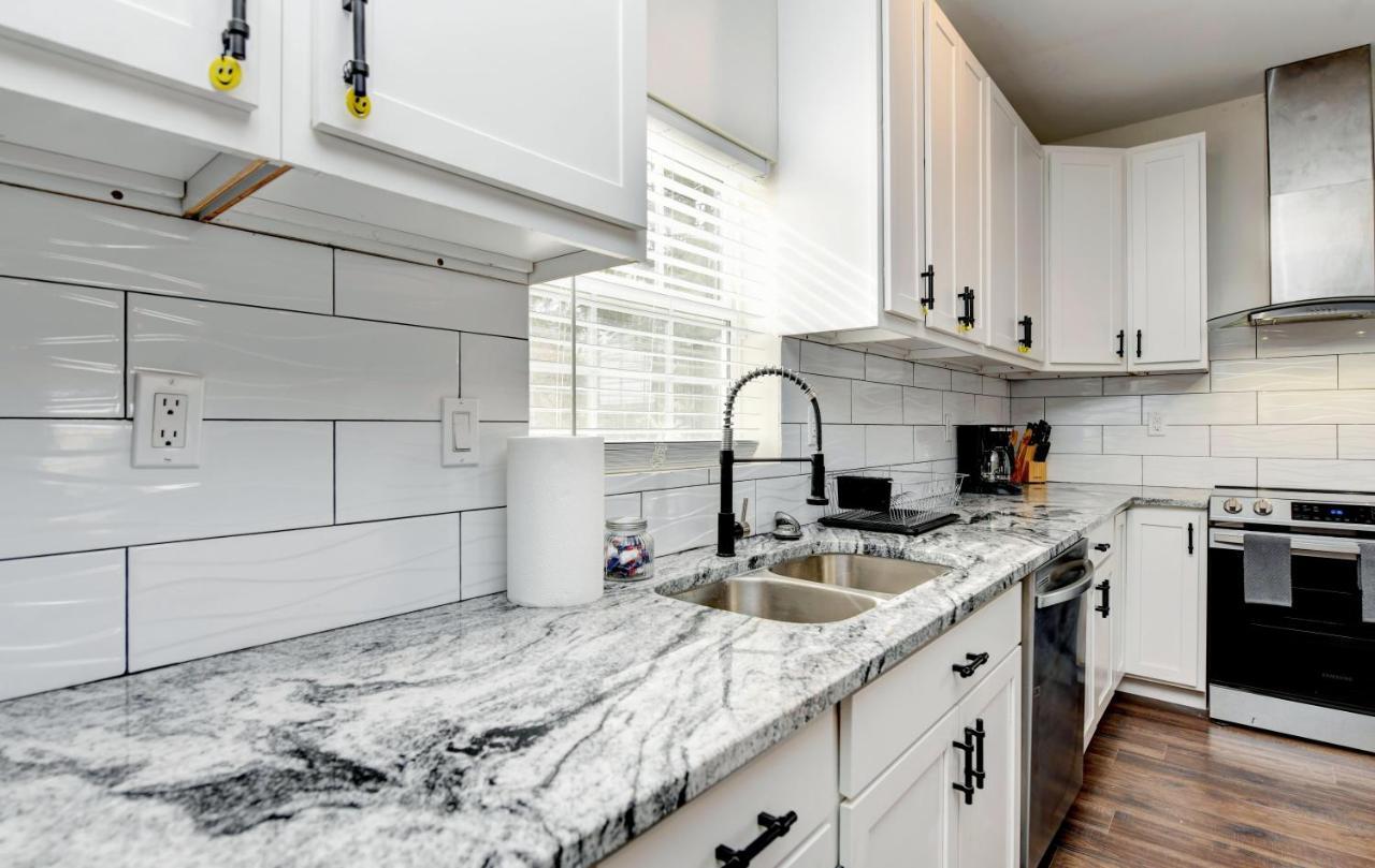 The Cg Suites Columbus Bagian luar foto